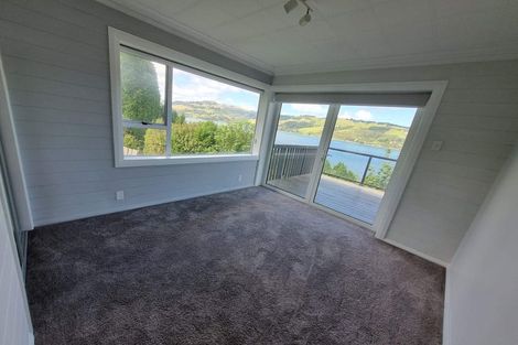 Photo of property in 22 Ocean View Road, Ravensbourne, Dunedin, 9022