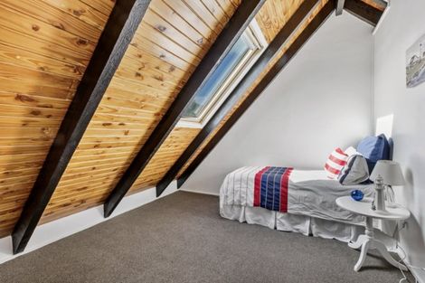 Photo of property in 18 Delshaw Avenue, Stanmore Bay, Whangaparaoa, 0932