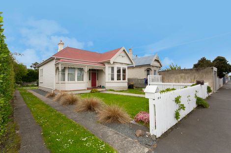 Photo of property in 23 Royal Crescent, Saint Kilda, Dunedin, 9012