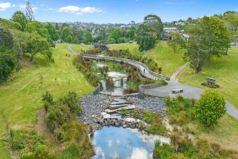 Photo of property in 94 Glencoe Road, Browns Bay, Auckland, 0630