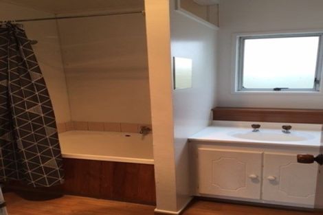 Photo of property in 10 Vienna Street, Waltham, Christchurch, 8023