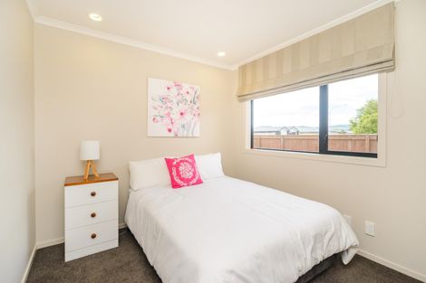 Photo of property in 2 Pegasus Place, Kelvin Grove, Palmerston North, 4414