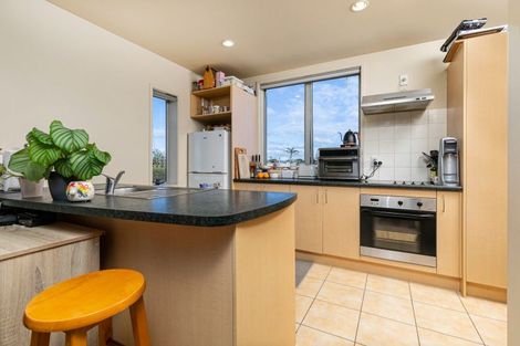 Photo of property in 14/3 Riverside Road, Orewa, 0931