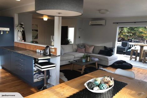 Photo of property in 1/53 Moore Street, Hillcrest, Auckland, 0627