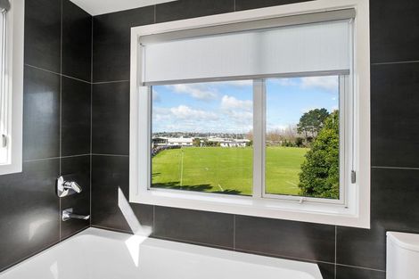 Photo of property in 60b Dominion Street, Takapuna, Auckland, 0622