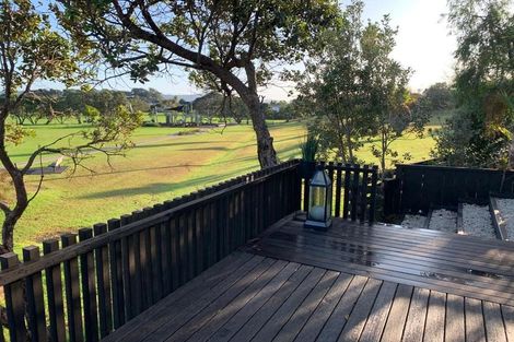 Photo of property in 5 Esther Place, Red Beach, 0932