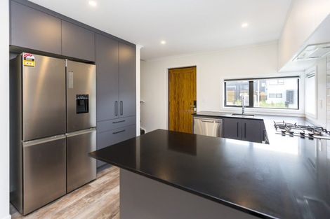 Photo of property in 9 Betty Boyes Street, Wallaceville, Upper Hutt, 5018