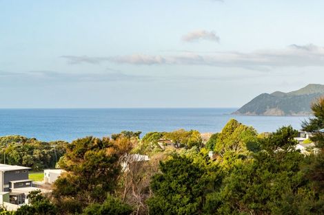 Photo of property in 15 Blue Moon Rise, Langs Beach, 0582