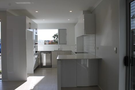 Photo of property in 49 Glidepath Road, Hobsonville, Auckland, 0616