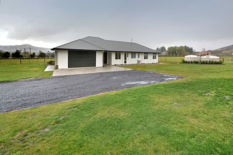Photo of property in 242 Tirohanga Road, North Taieri, Mosgiel, 9092