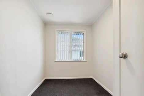 Photo of property in 42 Churchill Avenue, Manurewa, Auckland, 2102