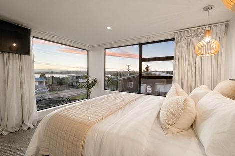 Photo of property in 553 Pukehina Parade, Pukehina, Te Puke, 3189