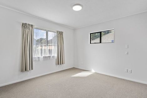 Photo of property in 2/1159 High Street, Taita, Lower Hutt, 5011