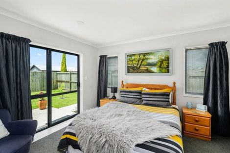 Photo of property in 18 Carroll Place, Owhata, Rotorua, 3010