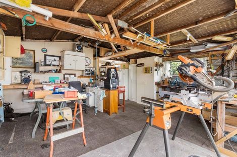 Photo of property in 210 Chartwell Avenue, Whangamata, 3620