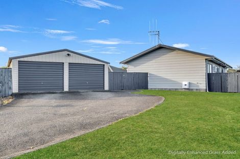 Photo of property in 32 Dahlstrom Grove, Kelvin Grove, Palmerston North, 4414