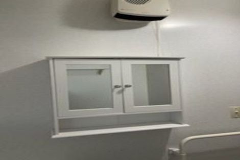 Photo of property in 2/30 Whitley Avenue, Ebdentown, Upper Hutt, 5018