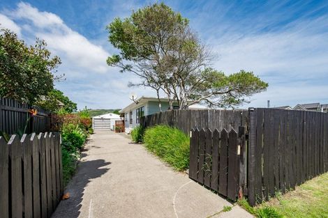 Photo of property in 23 Linwood Drive, Paraparaumu, 5032