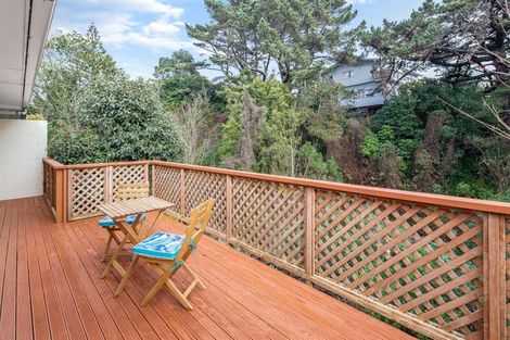 Photo of property in 7 Cyril Way, Paparangi, Wellington, 6037