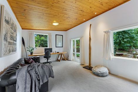 Photo of property in 321 Te Horo Beach Road, Te Horo Beach, Otaki, 5581