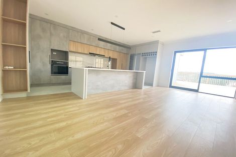 Photo of property in 73 Michael Bosher Way, Flat Bush, Auckland, 2019