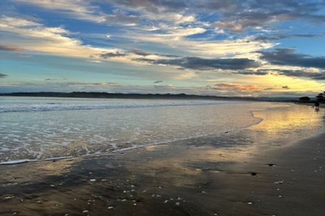 Photo of property in 27/1 Centennial Drive, Whitianga, 3510