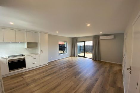 Photo of property in 11/15 Sunhill Road, Sunnyvale, Auckland, 0612