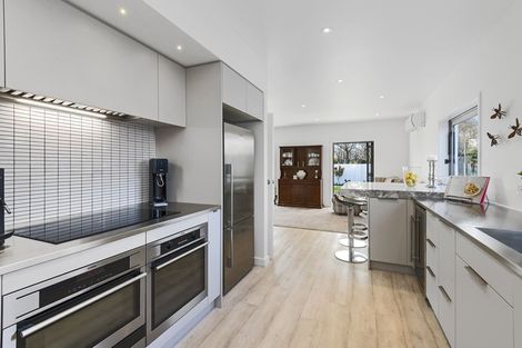 Photo of property in 53 Kotare Street, Fendalton, Christchurch, 8041