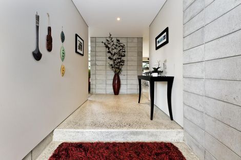 Photo of property in 21 Chamari Close, Titirangi, Auckland, 0604