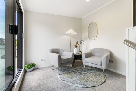 Photo of property in 10 Eagleson Street, Northcross, Auckland, 0632