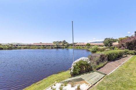 Photo of property in 10 Glen Loch Place, Paraparaumu, 5032