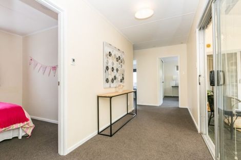 Photo of property in 156 Te Mata Road, Havelock North, 4130