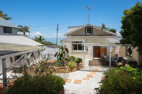 Photo of property in 342 Thames Coast Sh25 Road, Thornton Bay, Thames, 3575