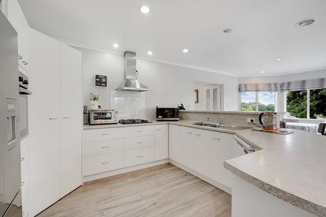 Photo of property in 9 Aloma Way, Glenview, Hamilton, 3206