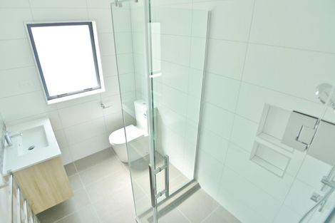 Photo of property in 28 Rakich Place, Henderson, Auckland, 0612