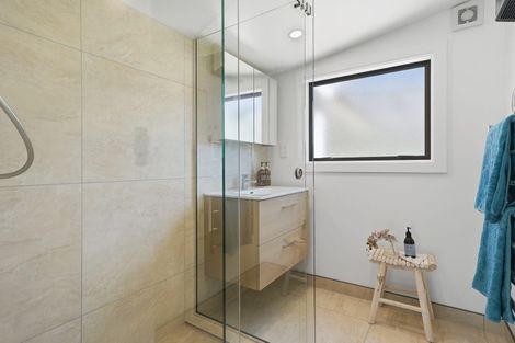 Photo of property in 4 Achilles Parade, The Pines Beach, 7630