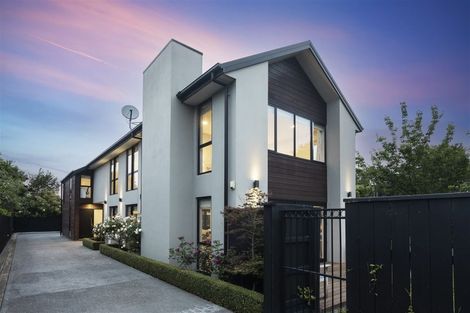 Photo of property in 28 Hawthorne Street, Strowan, Christchurch, 8052