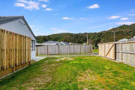 Photo of property in 84 Wilkie Crescent, Naenae, Lower Hutt, 5011