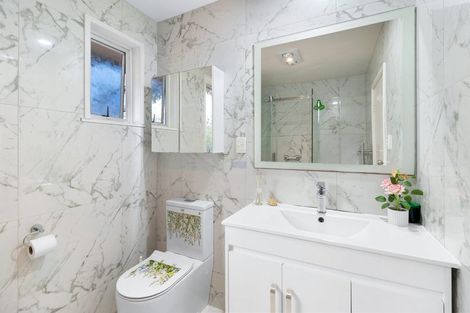 Photo of property in 5 Powrie Street, Glenfield, Auckland, 0629