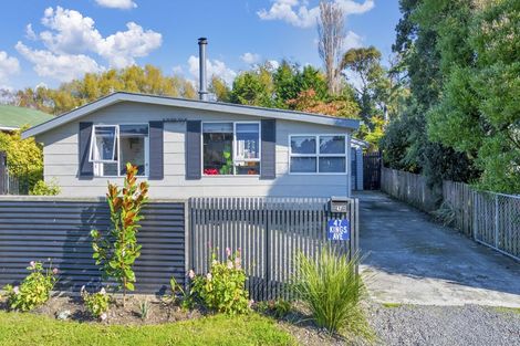 Photo of property in 47 Kings Avenue, Waikuku Beach, 7402