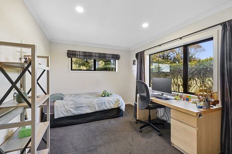 Photo of property in 111 Queens Road, Glen Avon, New Plymouth, 4312