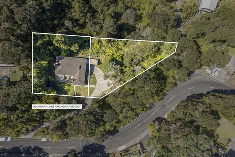 Photo of property in 35 Takahe Road, Titirangi, Auckland, 0604