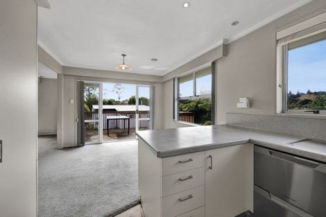 Photo of property in 17 Frankley Road, Westown, New Plymouth, 4310