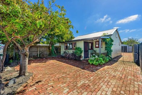 Photo of property in 437 Ferry Road, Woolston, Christchurch, 8023