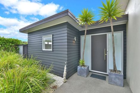 Photo of property in 76 Omana Avenue, Shelly Beach, Helensville, 0874