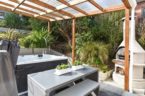 Photo of property in 44 Tomahawk Road, Andersons Bay, Dunedin, 9013