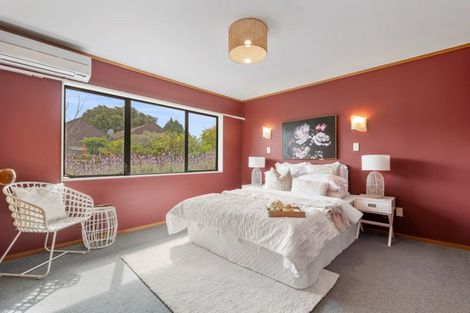 Photo of property in 16b Ngamotu Place, Mount Maunganui, 3116