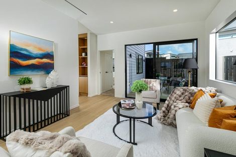 Photo of property in 3 Riroriro Road, Hobsonville, Auckland, 0616