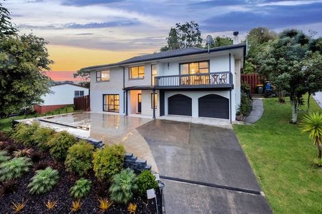 Photo of property in 4 Kegworth Place, Browns Bay, Auckland, 0630