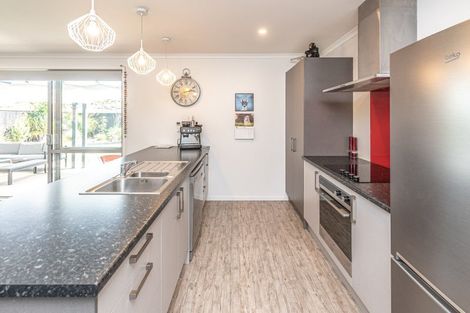 Photo of property in 55 Magnolia Crescent, Tawhero, Whanganui, 4501